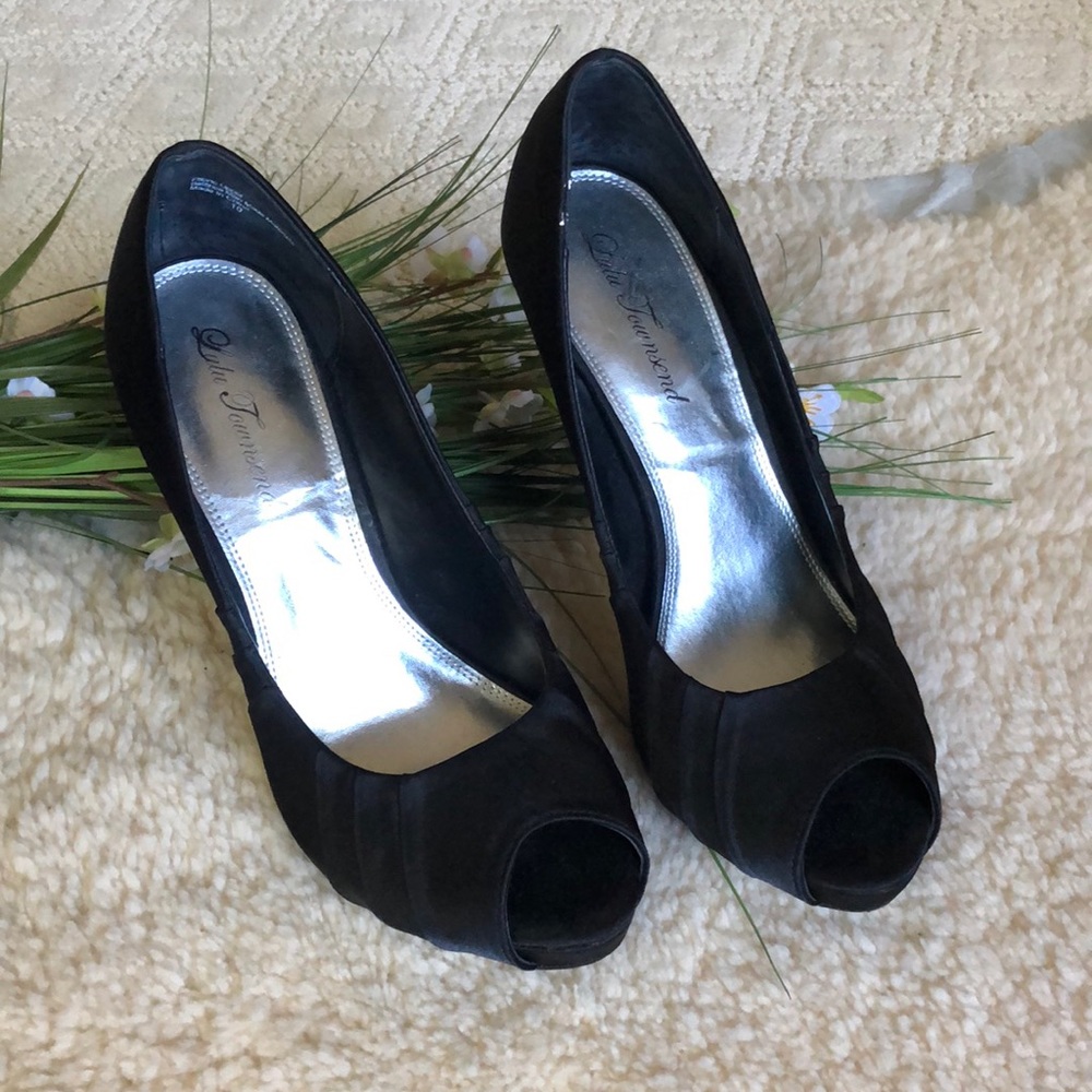 Lulu Townsend Open-toe platform shoes in black